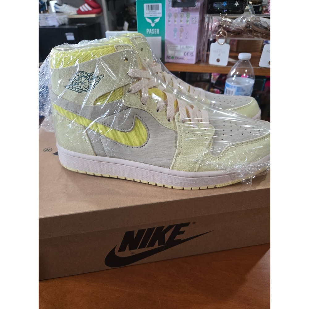 Nike Air Jordan 1 Zoom CMFT 2 Citron Tint Dynamic Yellow DV1305-800 Womens 11